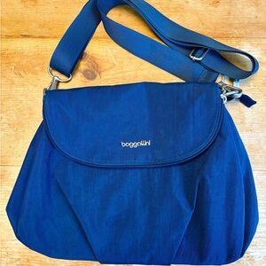 Baggalini Amanda Crossbody Bag